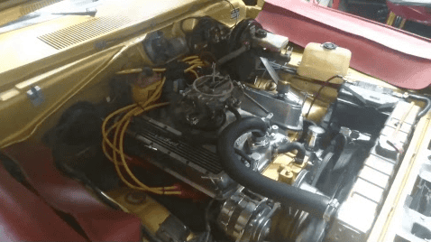 Reinstalando o Dodge V8 318 no Charger 1977 Placa Preta